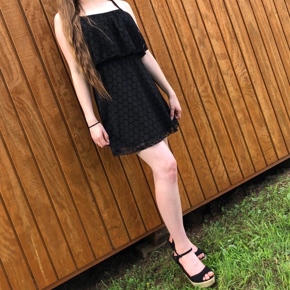 Black Summer Lace Ruffle dress (NWOT) 🌺 3/$20 - Picture 3 of 4